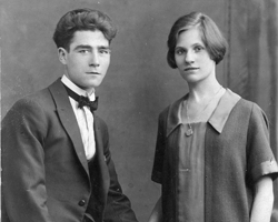 1920's Engaged couple